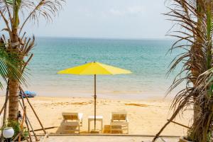 Phumĭ Kaôh Rŭng Sâmlœ̆m KhnŏngOne Beach Private Villa的相册照片