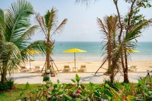 Phumĭ Kaôh Rŭng Sâmlœ̆m KhnŏngOne Beach Private Villa的相册照片