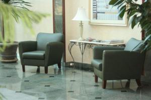 Posezení v ubytování Maron Hotel & Suites
