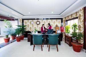 Hosté ubytování Hotel White Grand Shimla - IN CITY CENTRE - A Centrally AC Hotel