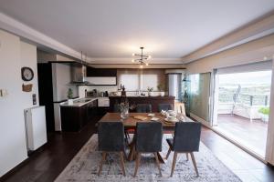 Kuchyň nebo kuchyňský kout v ubytování Cielo Hospitality