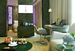 Χώρος καθιστικού στο The Torch Doha