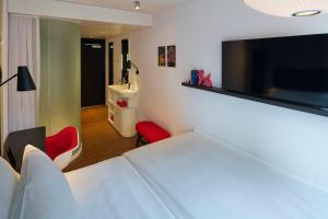 TV a/nebo společenská místnost v ubytování citizenM Austin Downtown