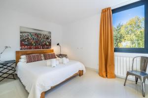 Posteľ alebo postele v izbe v ubytovaní Designer Alcanada + 20 fotografií