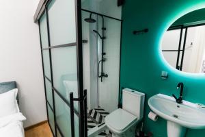 Ванная комната в Trinity Hotel