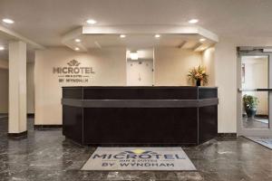 The lobby or reception area at Microtel Inn & Suites by Wyndham Culpeper