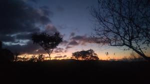 Alba o tramonto visti dall'interno of country house o dai dintorni