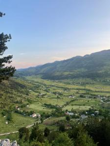 Fotografie z fotogalerie ubytování LURA Hotel v destinaci Peshkopi