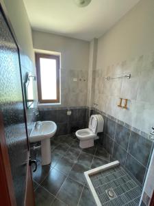 Fotografie z fotogalerie ubytování LURA Hotel v destinaci Peshkopi