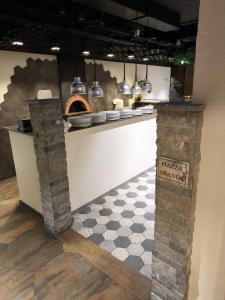 Superbe Studio à Saillon les bains的厨房或小厨房