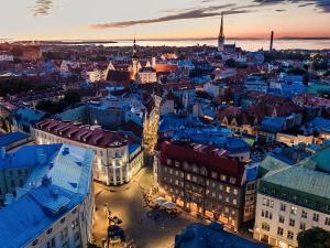 Nespecifikovaný výhled na destinaci Tallinn nebo výhled na město při pohledu z hotelu