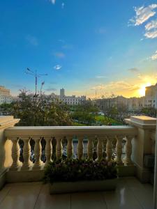 balcone con vista sulla città di Plaza Historic Lima a Lima