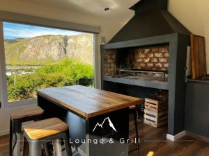 Una cocina o kitchenette en Buenavista Chalten, Casa de Montaña