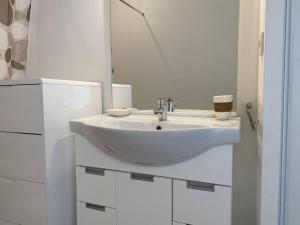 Bagno di 353 - T2 lumineux avec vue imprenable sur le Cap Fréhel et l'Anse du Croc.