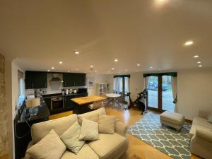 Et tv og/eller underholdning på Little Kent End Cottage