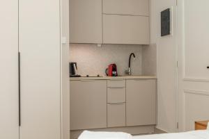 Panorama Luxury Suites tesisinde mutfak veya mini mutfak