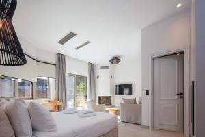 Fotografie z fotogalerie ubytování Panorama Luxury Suites v destinaci Spílion + 51 fotografií