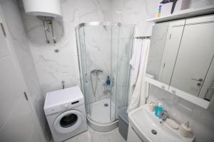 Ένα μπάνιο στο Apartman Mihalena +5 φωτογραφίες