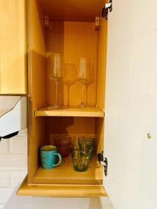 Appartement Élégant à Conflant的厨房或小厨房