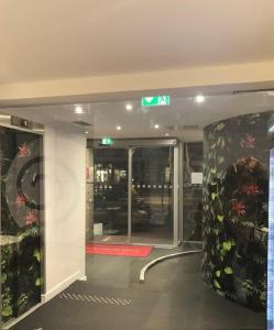 Fitness centrum a/nebo fitness zařízení v ubytování Hôtel Le Cousture