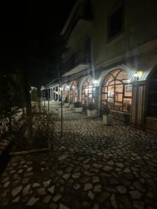 Zgradba, v kateri se nahaja hotel