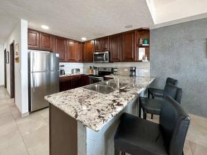 Gallery image of Family friendly Condo with Oceanfront Views in Puerto Peñasco