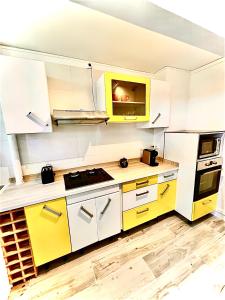 Cucina o angolo cottura di Marvelsun