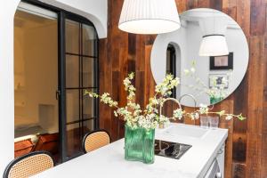 Φωτογραφία από το άλμπουμ του Molly Homestay - Nanjing West Road Jing'an Temple Townhouse near subway σε Σαγκάη