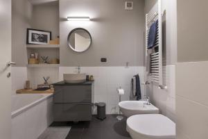 A bathroom at Giresio 41 - Your Penthouse with Rooftop Garden in Milano Navigli - WIFI