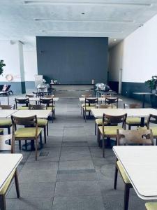 Restaurace v ubytování Premium Stay at Bukit Bintang City Centre by Premium Stay