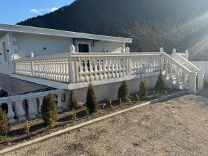 Splošen pogled na gorovje oz. razgled na gore, ki ga ponuja hotel