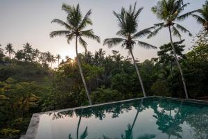 Bazén v ubytování The Kayuan Lumbur Resort Ubud nebo v jeho okolí