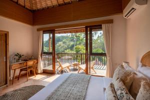 Balkón nebo terasa v ubytování The Kayuan Lumbur Resort Ubud
