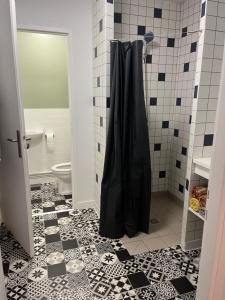 Ванна кімната в Chambre indépendante en toute autonomie