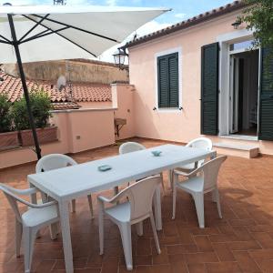 ラ・マッダレーナにあるVilla Mariaのギャラリーの写真