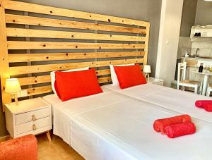 Postel nebo postele na pokoji v ubytování Eleana Apartments