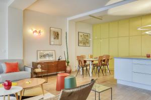 Spacious & colorful flat near Bastille - Paris 12