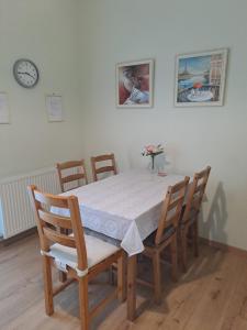 韦切什Lena apartment - Lena two bedroom apartment的相册照片
