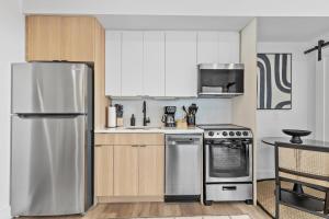 Gallery image of NoMa Convenience Close to METRO + Union Market in Washington, D.C. +7 photos