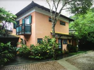 O edifício em que a casa de temporada se localiza