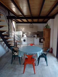 Dapur atau dapur kecil di Gîte de la Clède