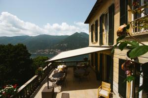 Nespecifikovaný výhled na hory nebo výhled na hory při pohledu z bed and breakfast