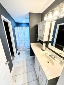 Dapur atau dapur kecil di *Nashville’s Hidden Gem* +18 gambar