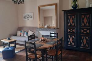 Posezení v ubytování Le Clos De Soulages gîte 4 personnes