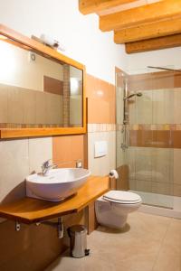 Ванная комната в Rustic Parma Retreat