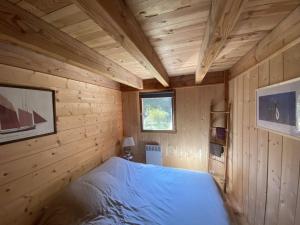 Afbeelding uit fotogalerij van Chalet bois dans quartier calme - 4792 in Soulac-sur-Mer