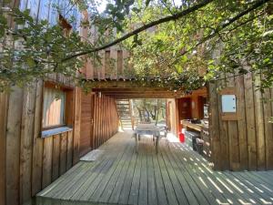 Ảnh trong thư viện ảnh của Chalet bois dans quartier calme - 4792 ở Soulac-sur-Mer