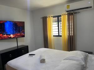 Lova arba lovos apgyvendinimo įstaigoje Apartamento de 3 Recamaras Cómodo con Seguridad Todo el Tiempo