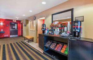 a lobby of a fast food restaurant with a counter at Extended Stay America Suites - Minneapolis - Maple Grove in Maple Grove