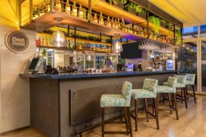 Setustofa eða bar á Four Points By Sheraton Bogota
